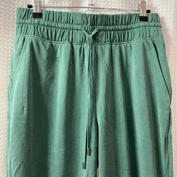 NWOT L&G Sandwashed Straight Crop Drawstring Pants - Picture 4 of 6